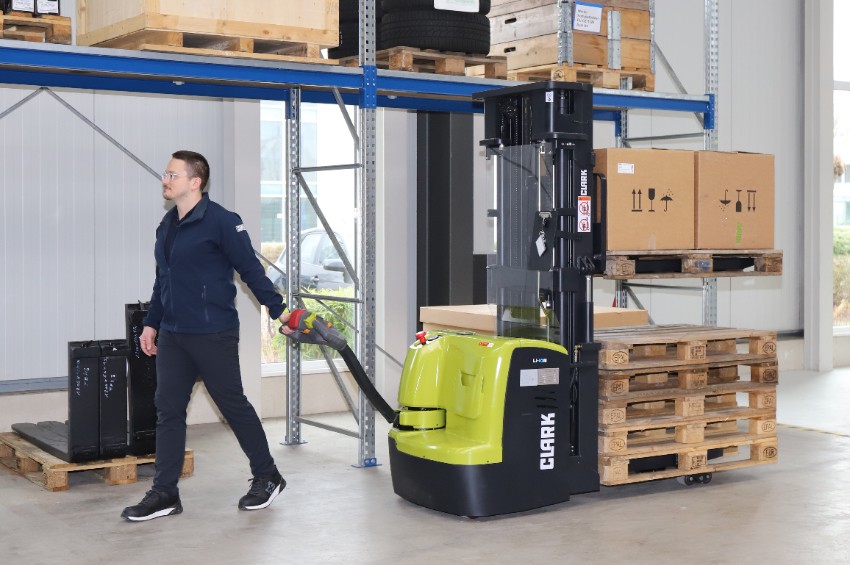 Clark launches 6 new high-lift pallet trucks