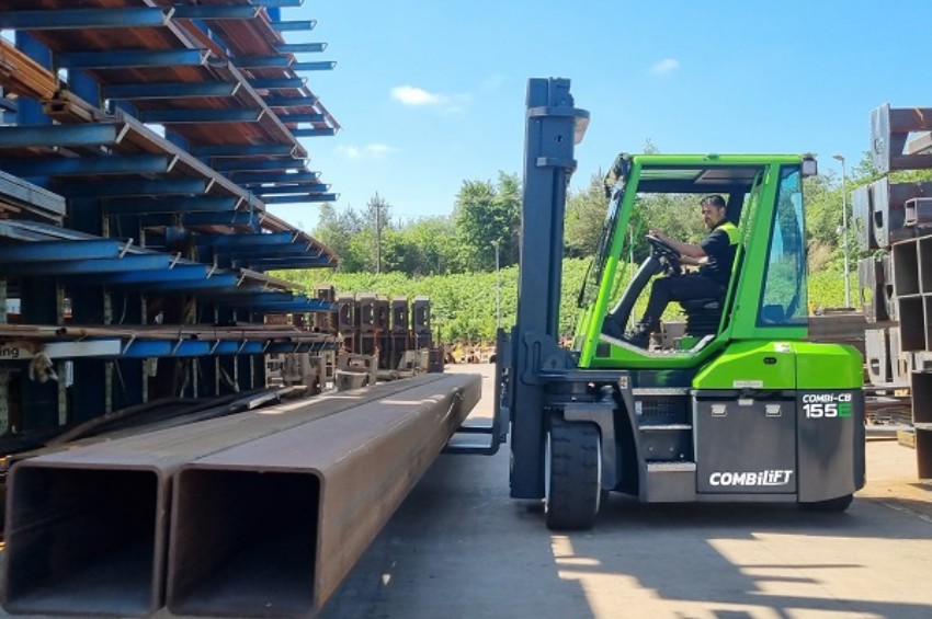Combilift receives its 3rd Red Dot win for the 7-ton Electric Multidirectional Counterbalance Forklift    