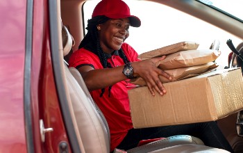 Report: AI and cross-border trade reshape e-commerce